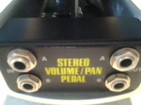 Guitare Pédale ERNIE BALL 6165 stéreo volume/pan.