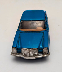 Corgi toys Mecedez Benz 240 D, 1/32 , (Angleterre), $ 20, bon Ét