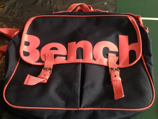 Authentic Bench Bag (MP)