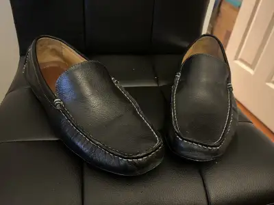 Johnston & Murphy - J&M Driving Moccasins - Black - Size 11.5 Pick up at Bay and College $5 Can also...