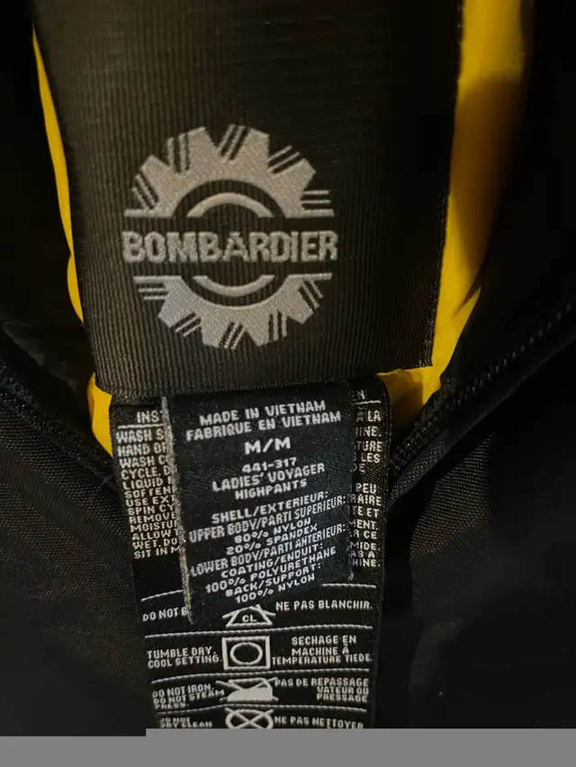 habit d’hiver femme in Women's - Tops & Outerwear in Victoriaville - Image 7