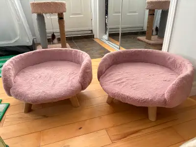 Identical 2 cat beds for sale$20 each, View more