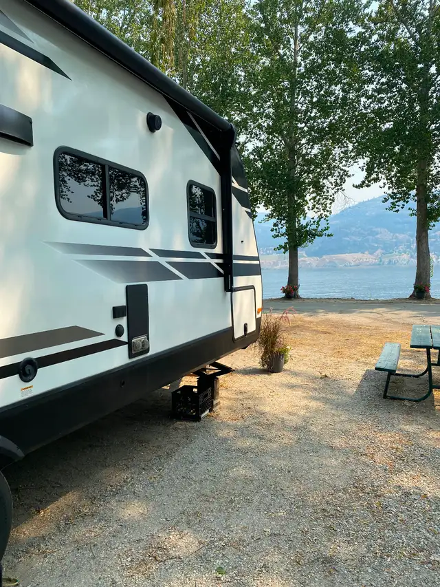 2021 Grand Design Imagine 2600RBath RV in Travel Trailers & Campers in Delta/Surrey/Langley - Image 11