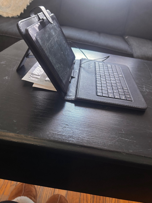 Compact tablet dans Appareils électroniques  à Dartmouth - Image 4