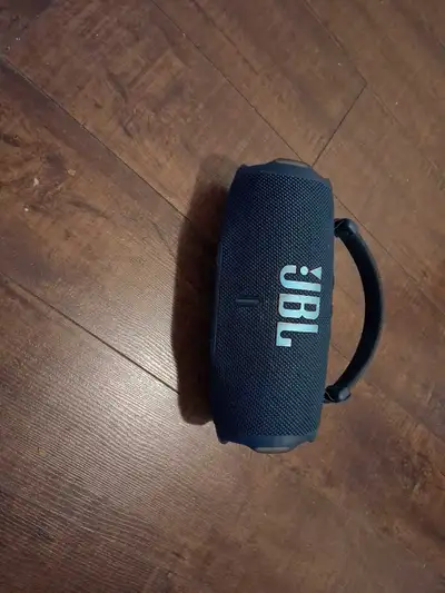 JBL CHARGE 6 BLUETOOTH SPEAKER, View more