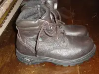 Dakota Green Triangle SA Genuine Leather Boots