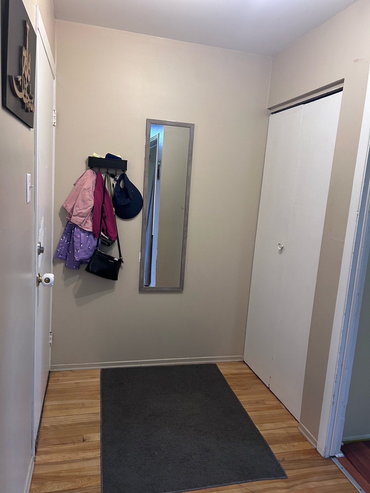 4 1/2 avec stationnement à louer Laval — photo 3