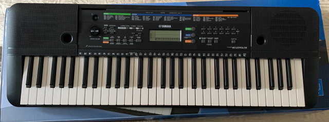 Digital Keyboard psr-E253 Yamaha  in Pianos & Keyboards in Gatineau - Image 4