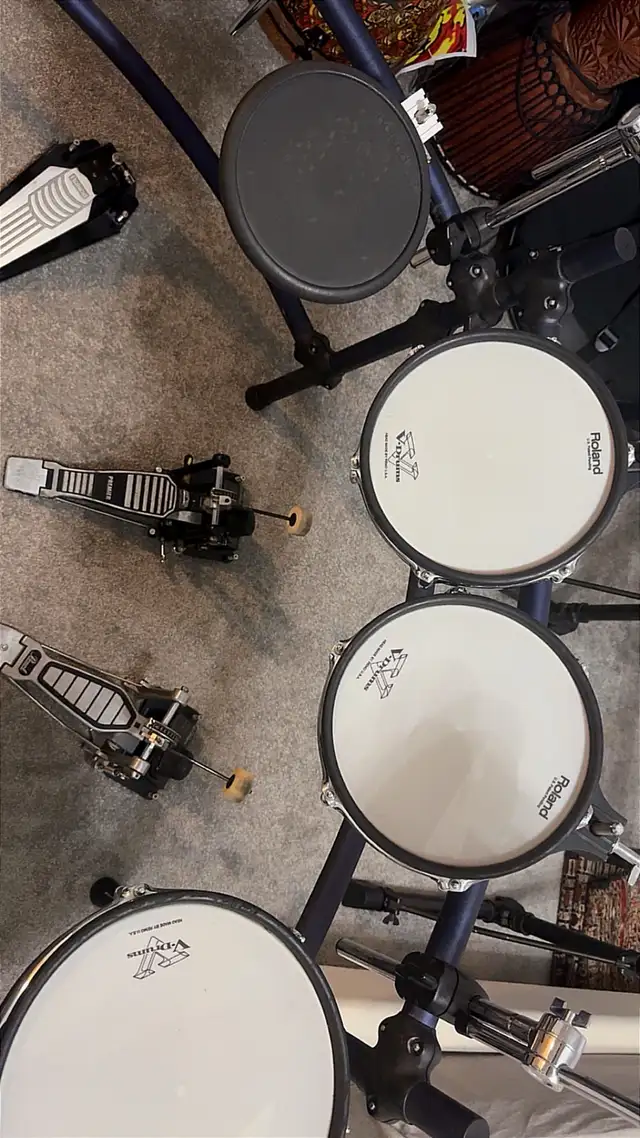 roland td 10 in Drums & Percussion in Oshawa / Durham Region - Image 7