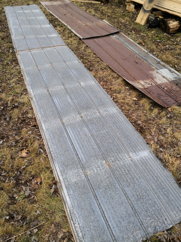 Barn roof sheet steel cladding siding rusty Roofing ChathamKent