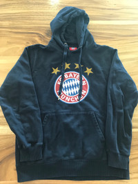 FC Bayern Munich Official Mens Medium Hoodie