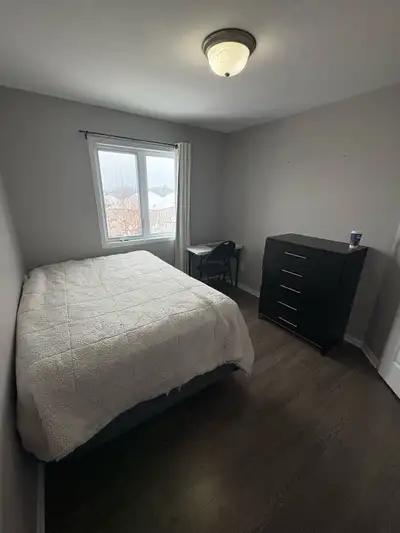 Chambre dans une maison tout inclus à Gatineau secteur aylmer pour le 1 avril 613 917 3734