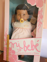 Beautiful Mi Bebe (My Baby) African American girl doll 27 inches