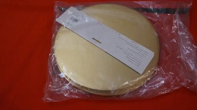 FOX RUN CAKE PLATES in Industrial Kitchen Supplies in Norfolk County - Image 2