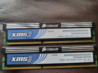 Lot of two Corsair memory sticks 2x4gb