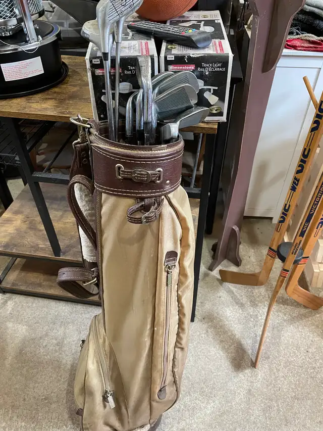 Older golf clubs in Golf in London - Image 2
