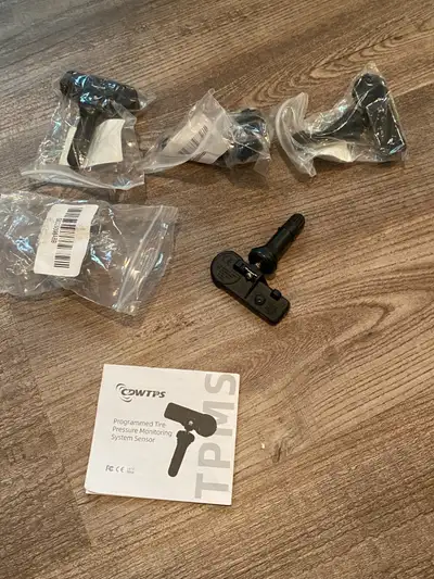 4 new sensors still in box. See image for applicability.