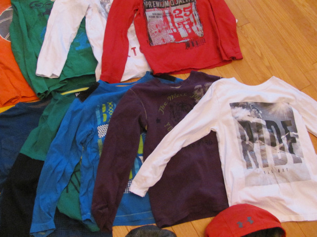 shirts and hoodies size 10/12 in Kids & Youth in Gatineau - Image 4