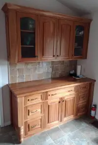 SOLID WOOD KITCHEN CABINETS