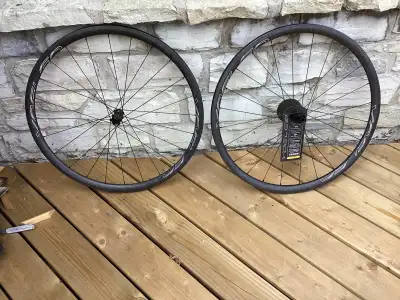 Amazing Yoeleo climbing wheels for sale. Brand new. Never been ridden. Purchased 2023. C30 Pro carbo...