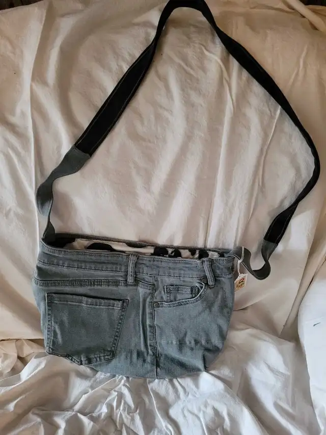 Handmade Purse in Women's - Bags & Wallets in Sudbury - Image 3