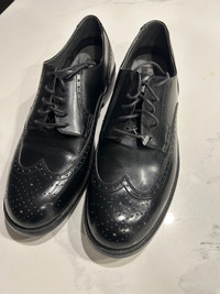 Men’s Dress Leather Shoes size 9.5