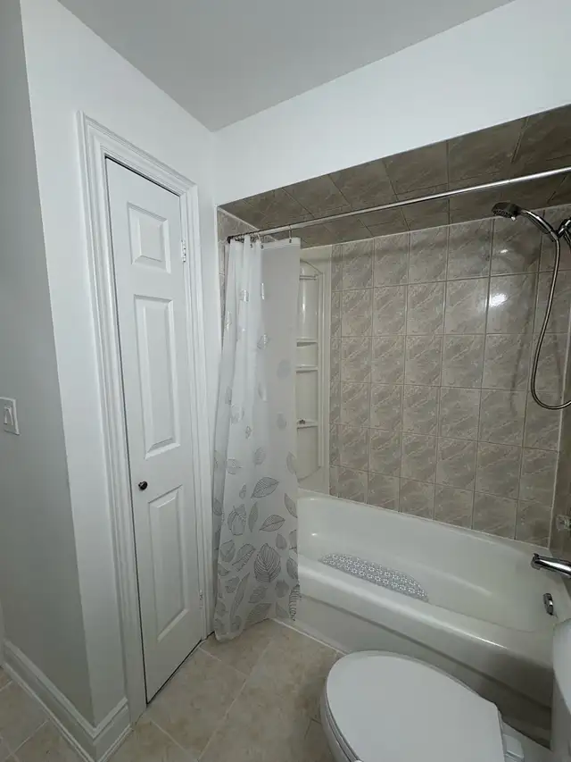 Apartment for Rent in the Heart of Mimico! in Long Term Rentals in City of Toronto - Image 8
