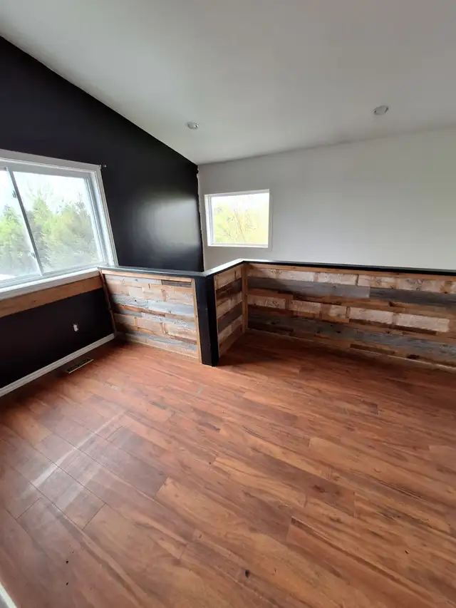 Warehouse Storage in Commercial & Office Space for Rent in London - Image 4