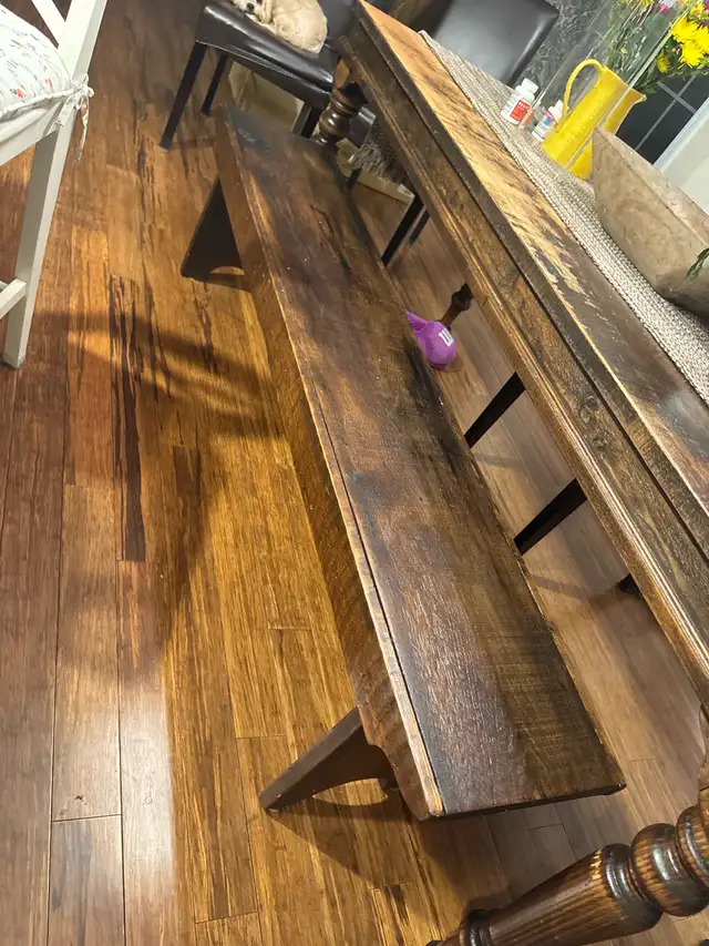 HARDWOOD BENCH SEAT in Other in Ottawa - Image 5