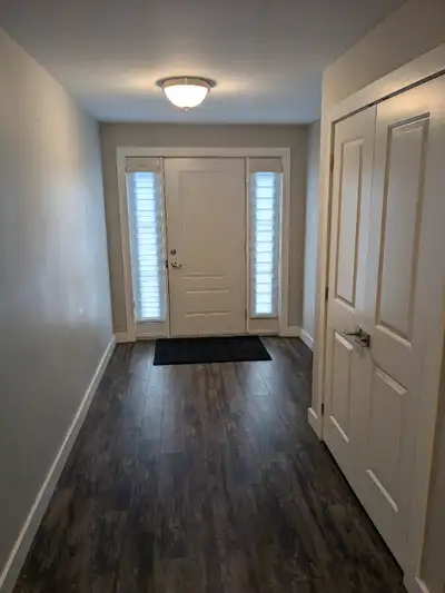 2200sqft - 2BRs + Den, 2 1/2 baths, built-in 1 car garage $2300 monthly - utilities not included No...