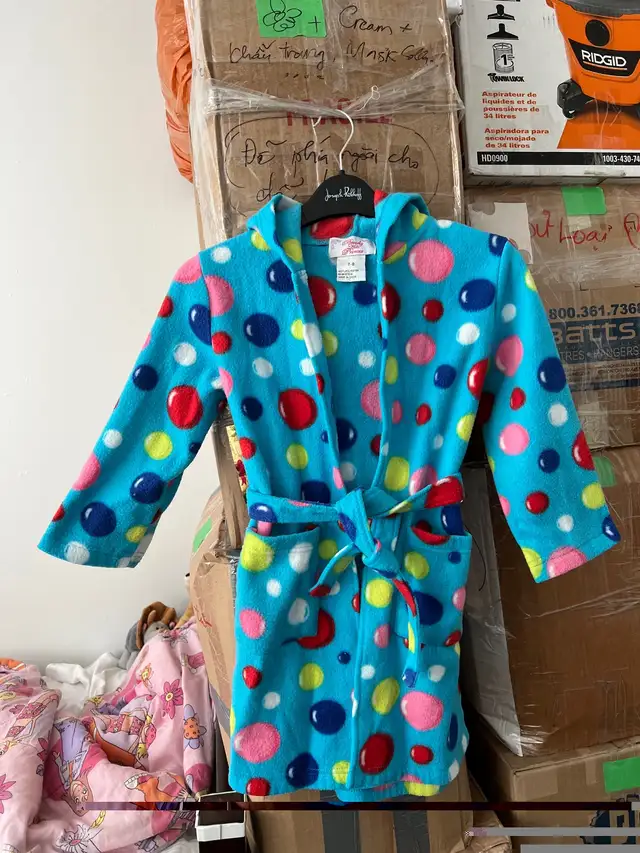 Bathrobes / Robe de chambre in Kids & Youth in City of Montréal - Image 4