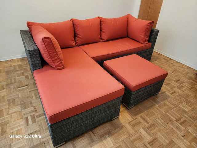 Back yard sofa dans Mobilier pour terrasse et jardin  à Laval/Rive Nord - Image 2