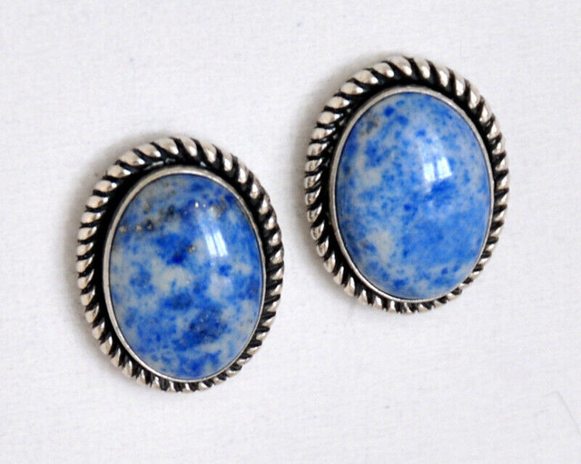 GREAT PAIR OVAL PIERCED EARRINGS BLUE DENIM JADE in SILVER NWOT in Jewellery & Watches in Stratford - Image 3