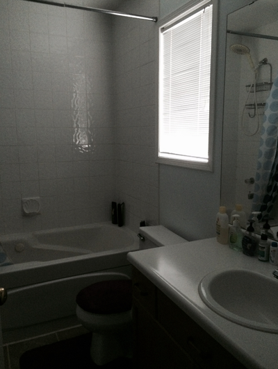 Stunning 3 up 1 down Bedroom Family Home for Rent – Space, Comfort & Unbeatable Location! Welcome to...