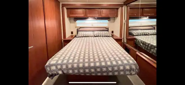 2010 Itasca Meridian 39GS – Cummins Diesel – Fully Serviced – Wa in RVs & Motorhomes in St. Albert - Image 12
