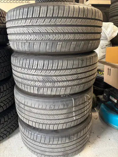 ORIGINAL TESLA MODEL Y PERFORMANCE TIRES FOR SALE. STAGGERED SIZES. MICHELIN PILOT SPORT ALL SEASON...
