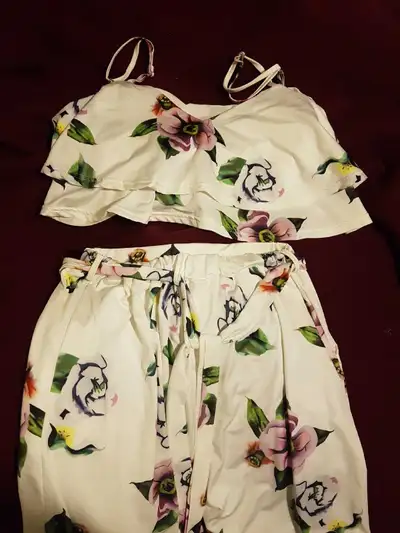 Summer Outfit-size small, View more