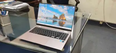 Samsung galaxy book pro 360 Core i7 , View more