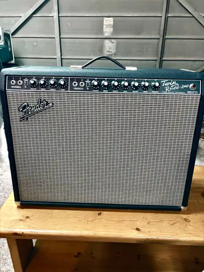 fender 65 re issue twin reverb amp, View more