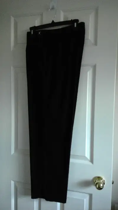 WOMEN'S MULTI ITEM LARGER SIZE CLOTHING, View more