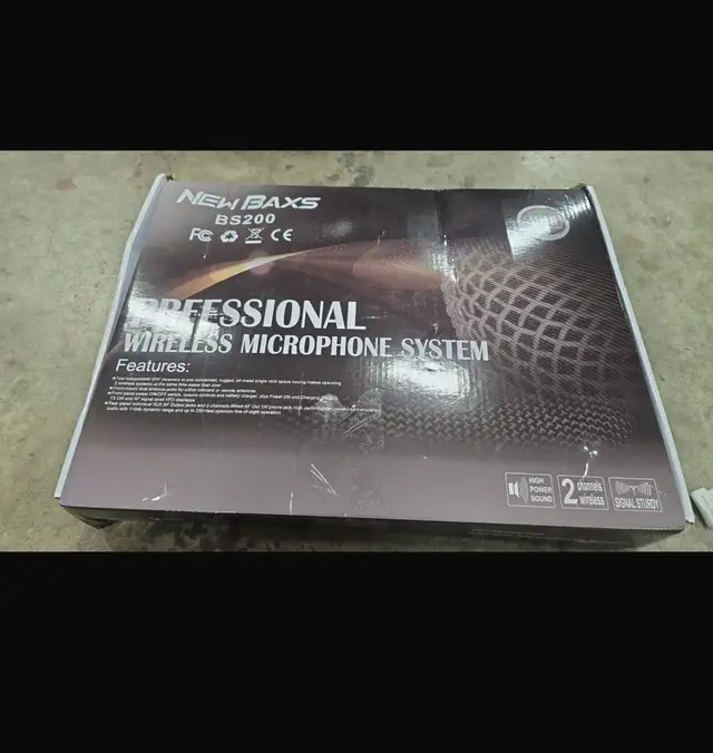 BAXS Wireless Microphone System Dual UHF Wireless Mics, 2 Handhe in Pro Audio & Recording Equipment in Hamilton - Image 11