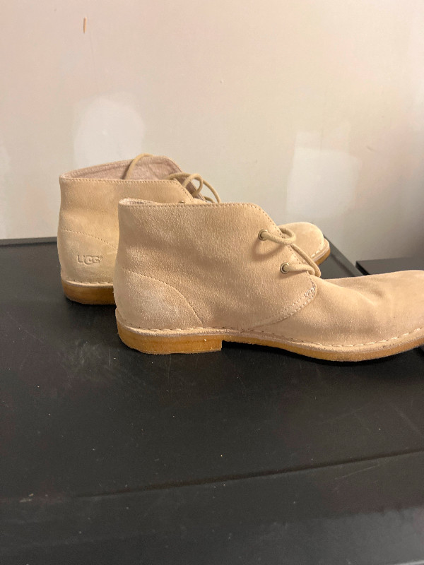 Ugg mens laced suede boots in Men's Shoes in St. Catharines - Image 2