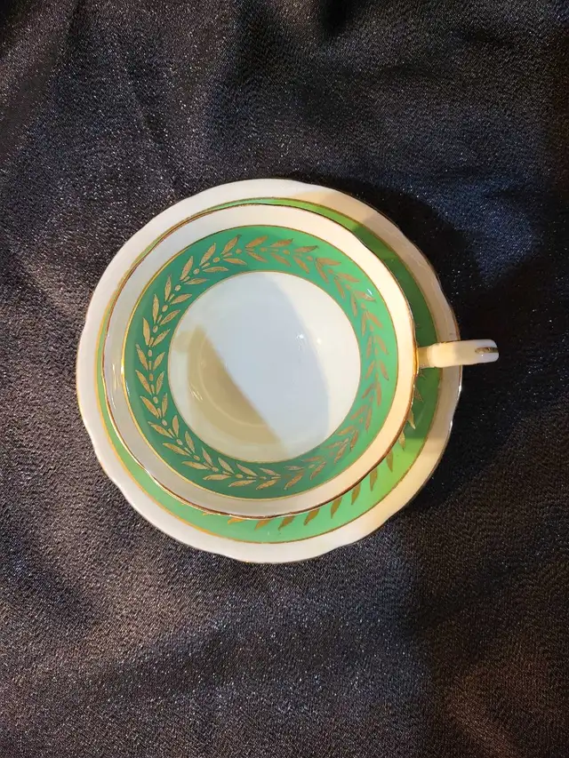collector cups and saucers62864744875649122