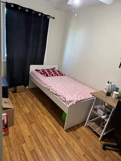 Furnished room available from 1st of September for rent in 3 bed townhome, looking for a student or...