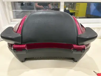 Top case Honda ST1300 OEM, avec accoudoirs, View more