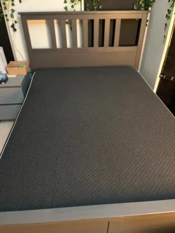 8 Eight Sleep Pod 3 Cover + Hub (FULL Size) + Extra Cover in Bedding in Burnaby/New Westminster - Image 5