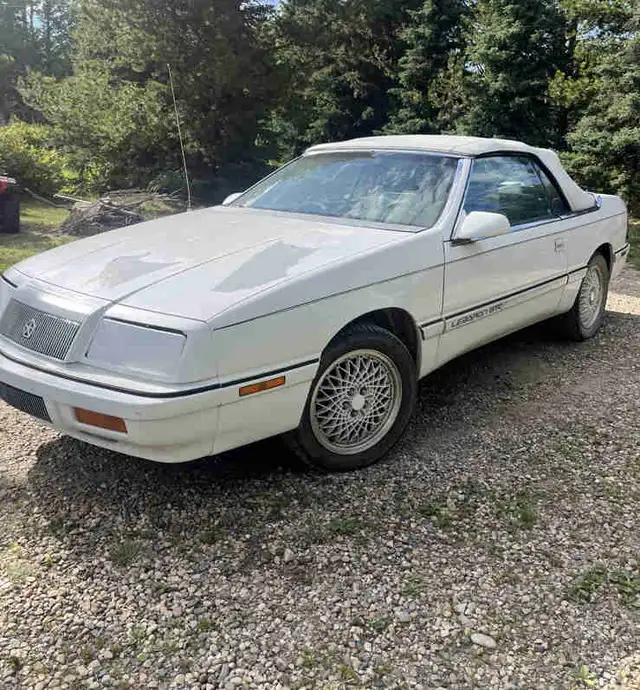 1992 Chrysler LeBaron GTC in Cars & Trucks in Edmonton - Image 2