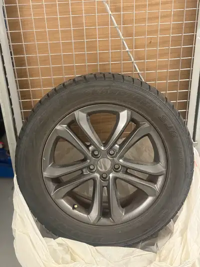 2017 Ford Edge Winter Tires mounted on rims Dunlop Grandtrek SJ6 tires Ford Edge 18" Rims 255/55 18"...