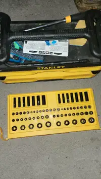 Stanley toolkit with ultra pro wratchet