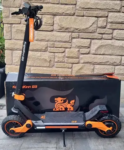 The KugooKirin G3 is a high-performance electric scooter built for serious riders who crave speed an...